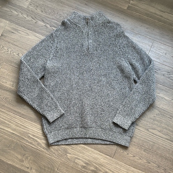 L.L.Bean | 100% organic cotton waffle knit quarter zip light grey sweater - Picture 1 of 14